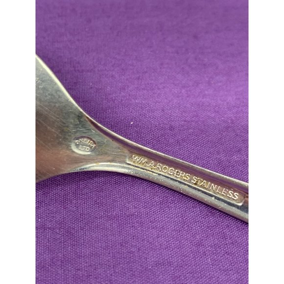 Oneida LTD WA Rogers Sweet Briar Rose Stainless Glossy Flatware 0HSSWBR Small Co - Picture 4 of 7